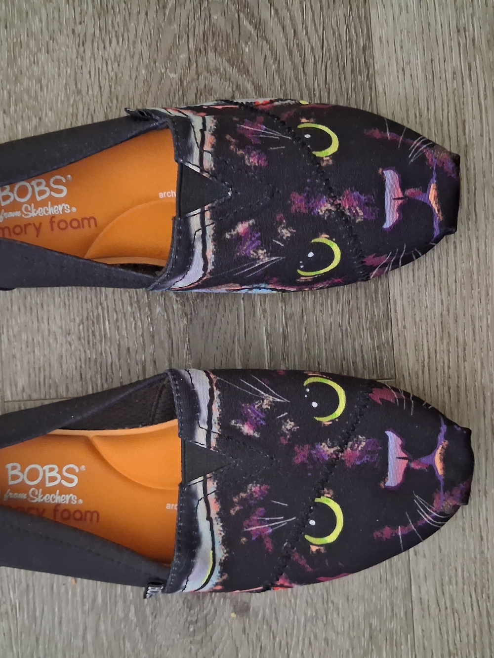 BOBS by Skechers Womens Black Cat Print Slip-On Shoes